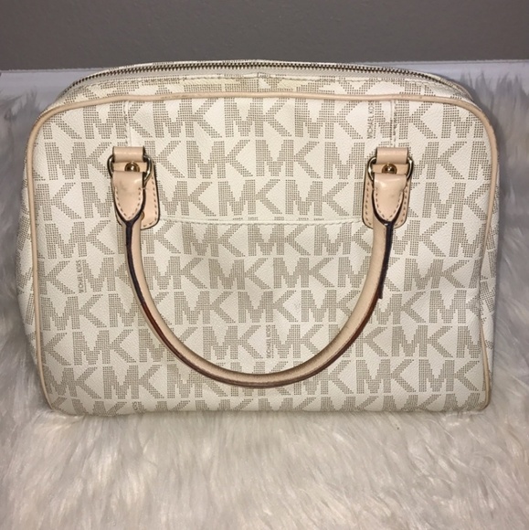 Michael Kors bag - Picture 2 of 8